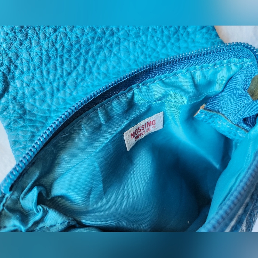 Mossimo Supply Co Blue Crossbody Bag with Textured Finish - Picture 6 of 11